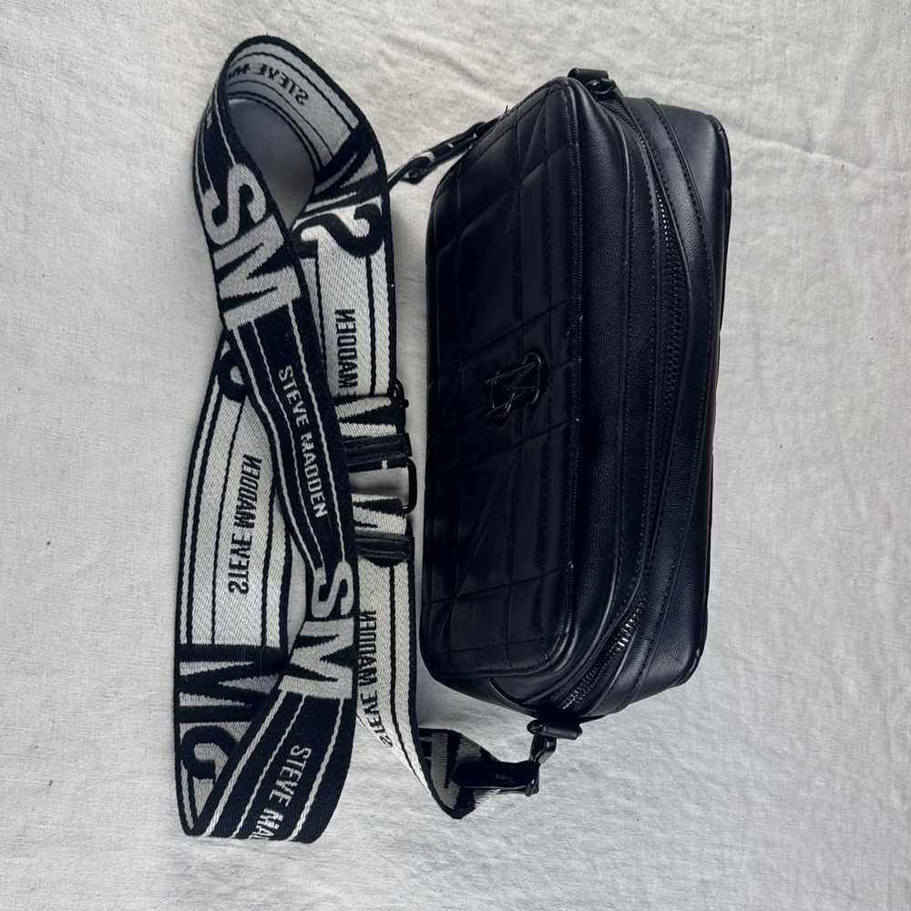 Steve Madden Black Quilted Belt Bag - Picture 4 of 11